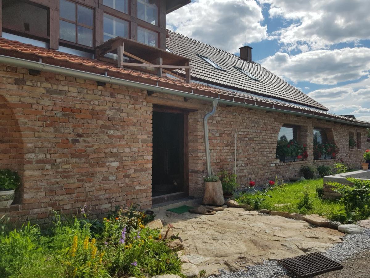 Ubytovani Agnes Jaronice Exterior photo